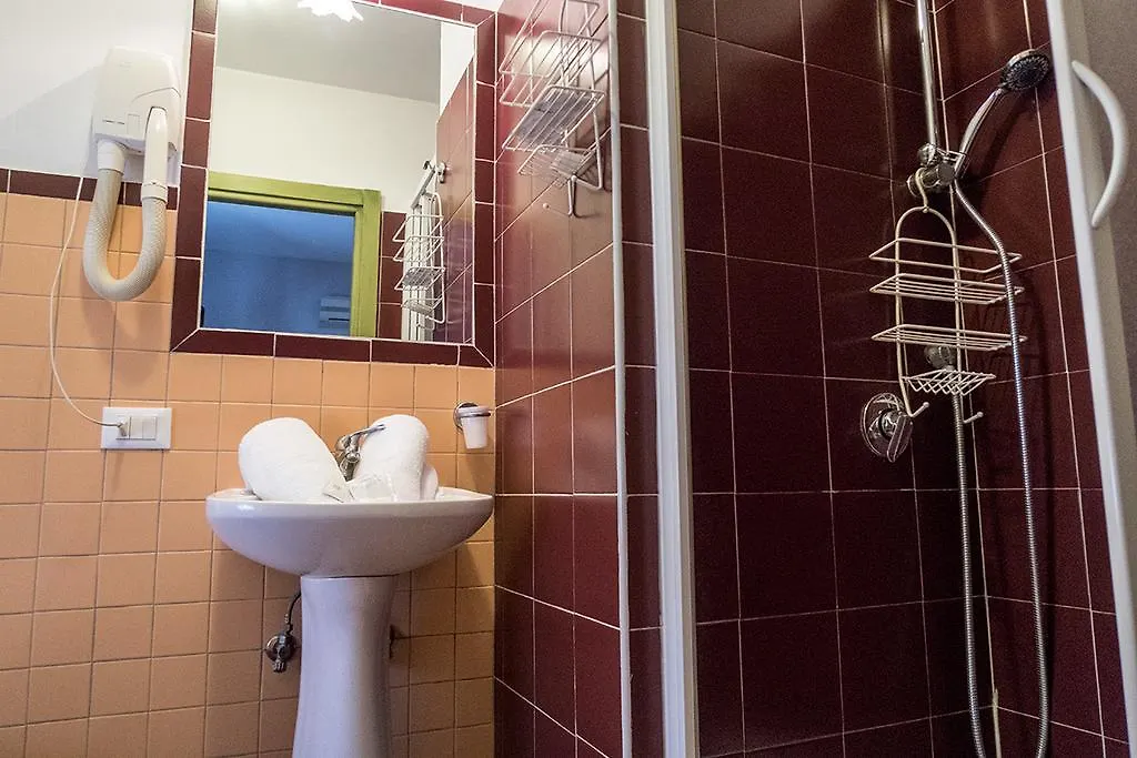 ** Bed & Breakfast Bb Trastevere Station - Room3 Roma Italia