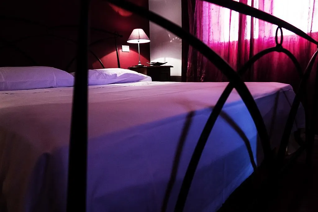 ** Bed & Breakfast Bb Trastevere Station - Room3 Roma Italia