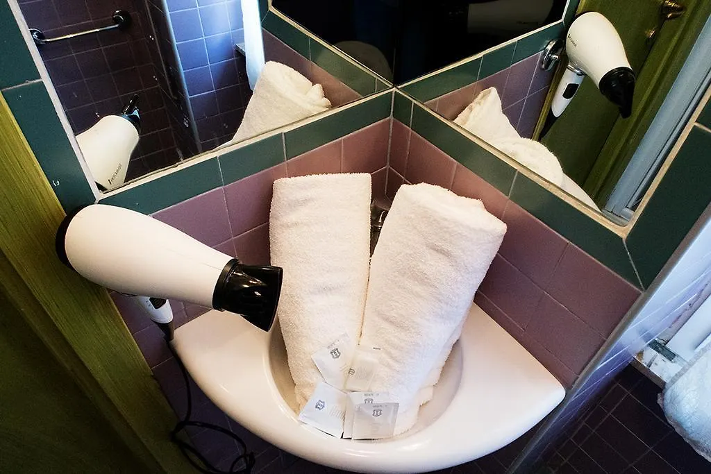 ベッド・アンド・ブレックファスト Bb Trastevere Station - Room3 ローマ