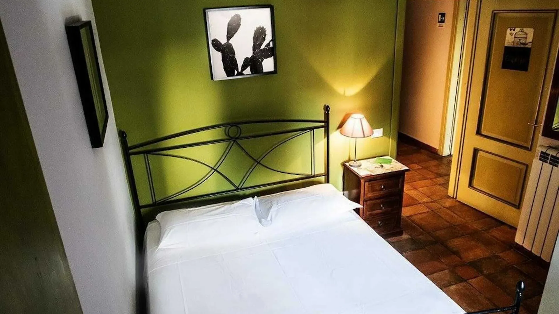 Bb Trastevere Station - Room3 Rome 2*,